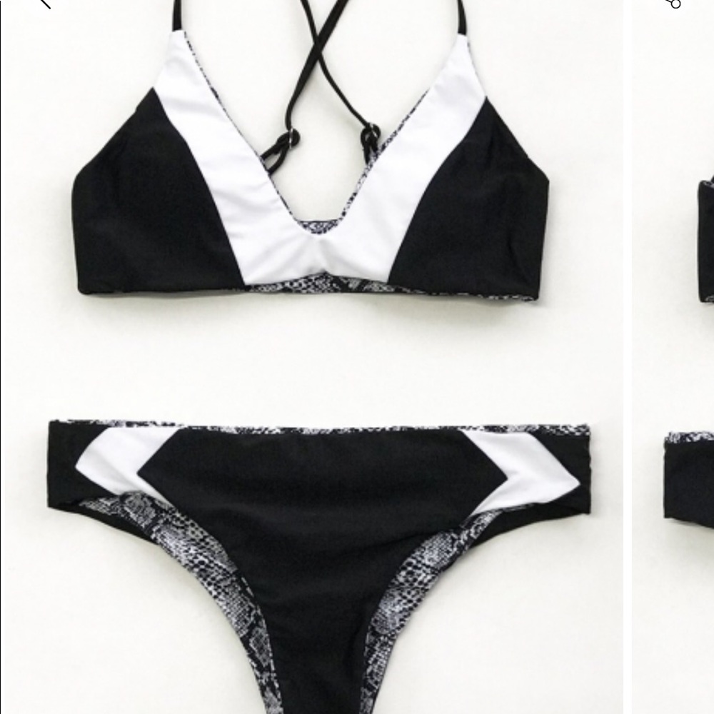 NWT Snake Print Reversible Bikini - Picture 2 of 4